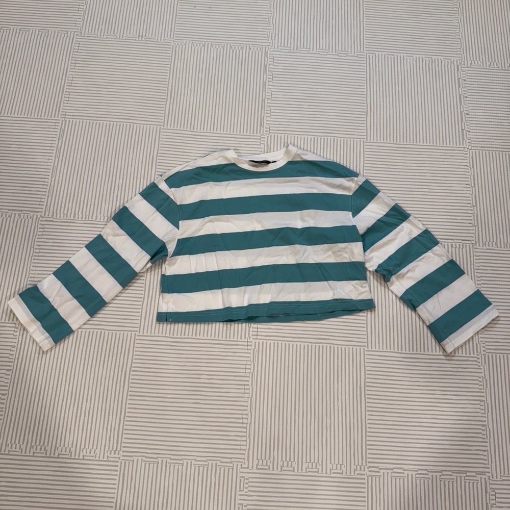 Vineyard Vines Striped Cropped Long Sleeve Shirt